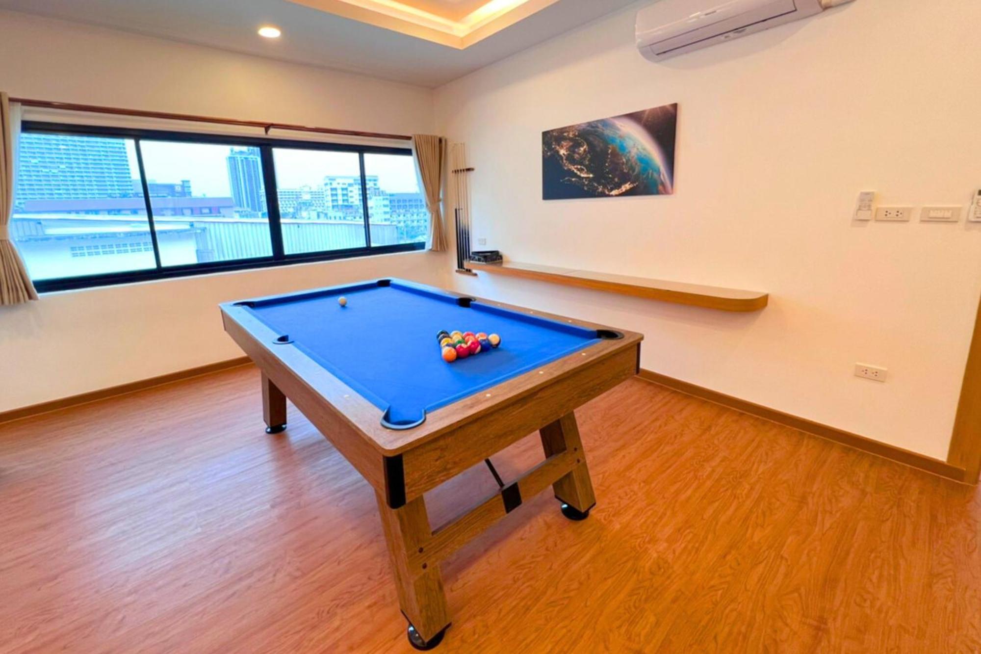 The Lodge Pattaya Luaran gambar