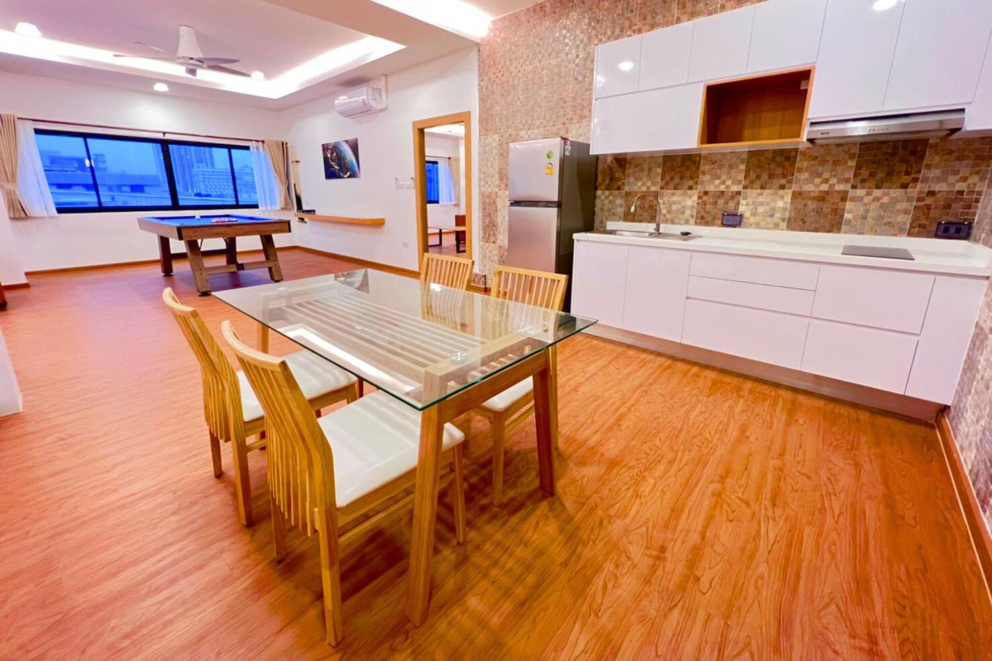 The Lodge Pattaya Luaran gambar