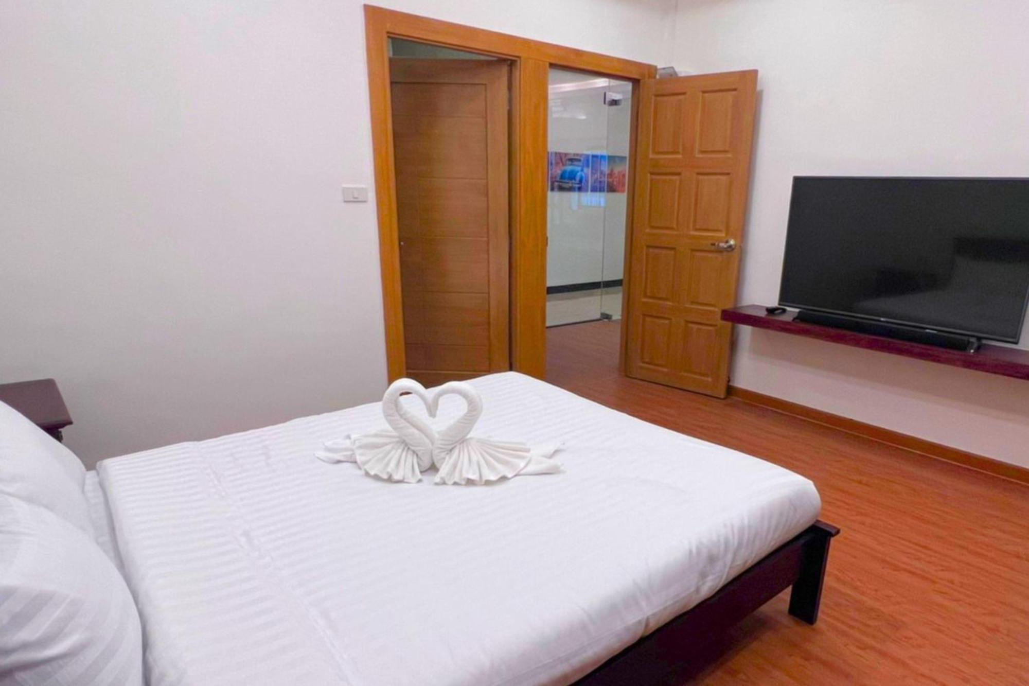 The Lodge Pattaya Luaran gambar